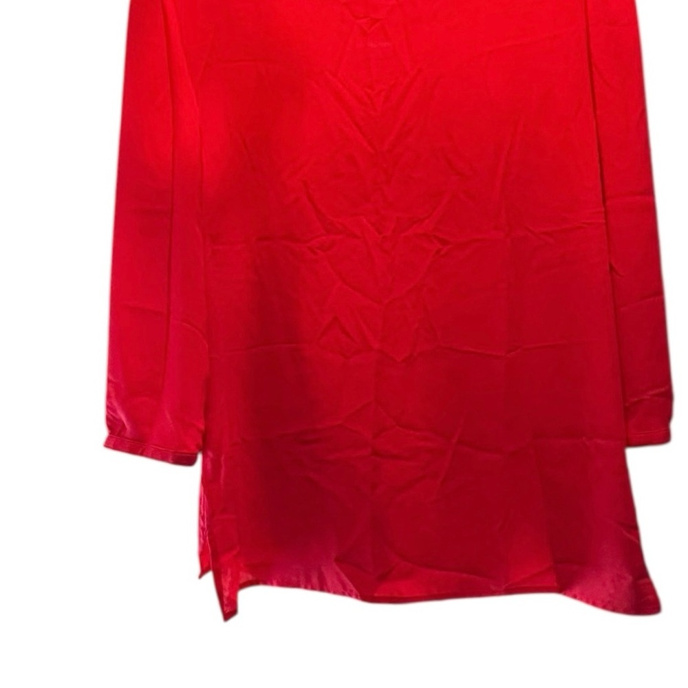 Express. Women's Raspberry Keyhole Blouse. Size Small. - Picture 7 of 8